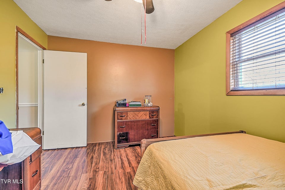 Photo #15: 202 Timber Ridge Lane