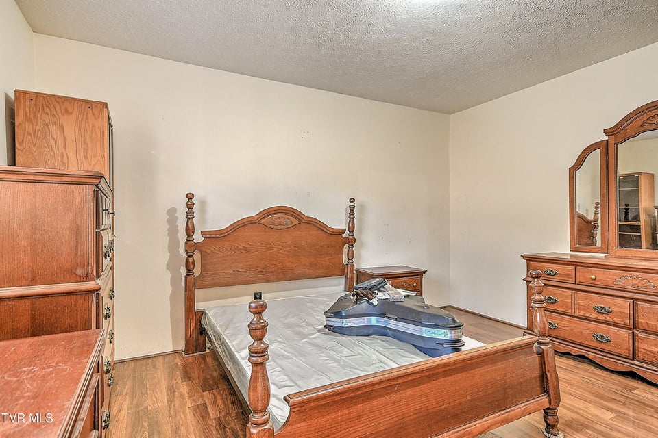 Photo #23: 202 Timber Ridge Lane