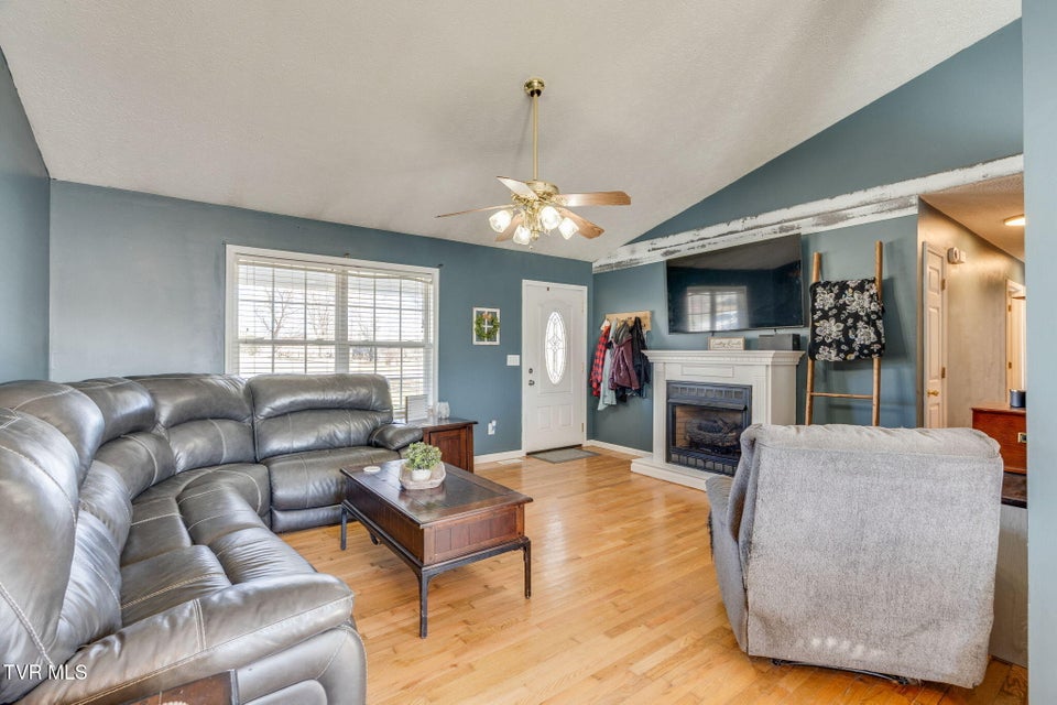 Photo #6: 1449 Independence Avenue