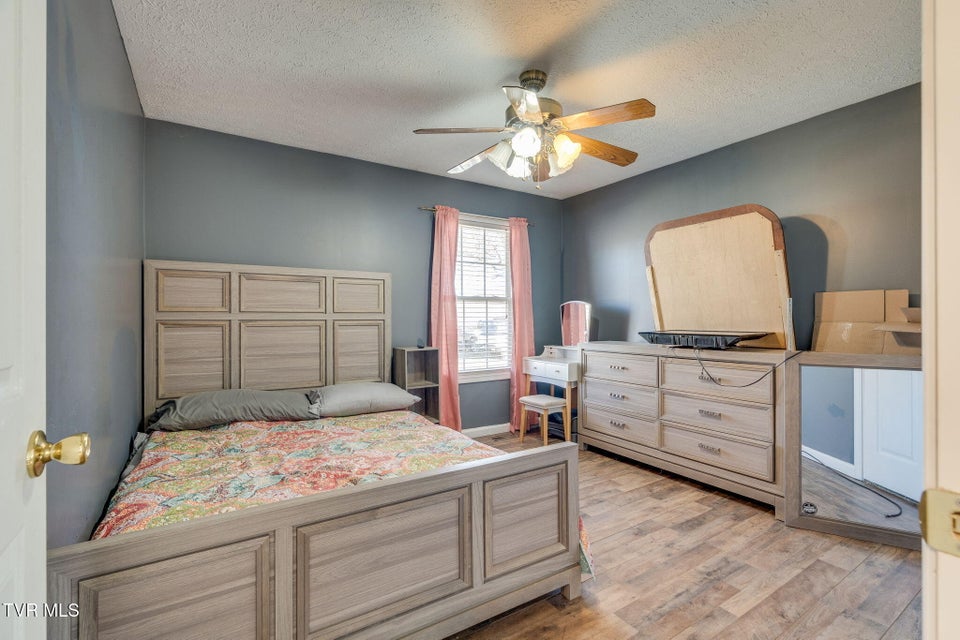 Photo #14: 1449 Independence Avenue