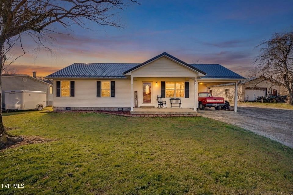 Photo #33: 1449 Independence Avenue