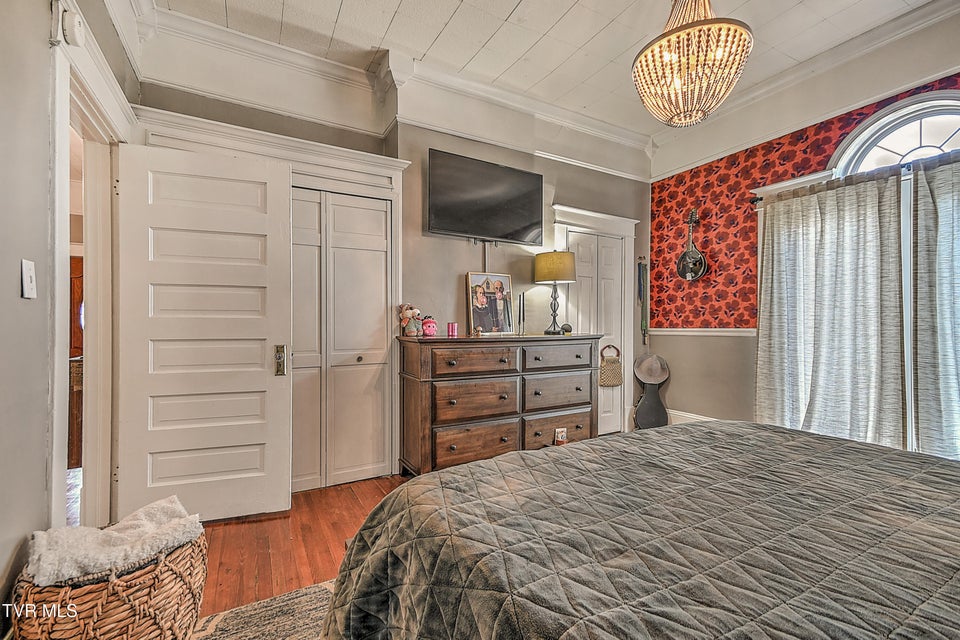 Photo #13: 630 Maple Street