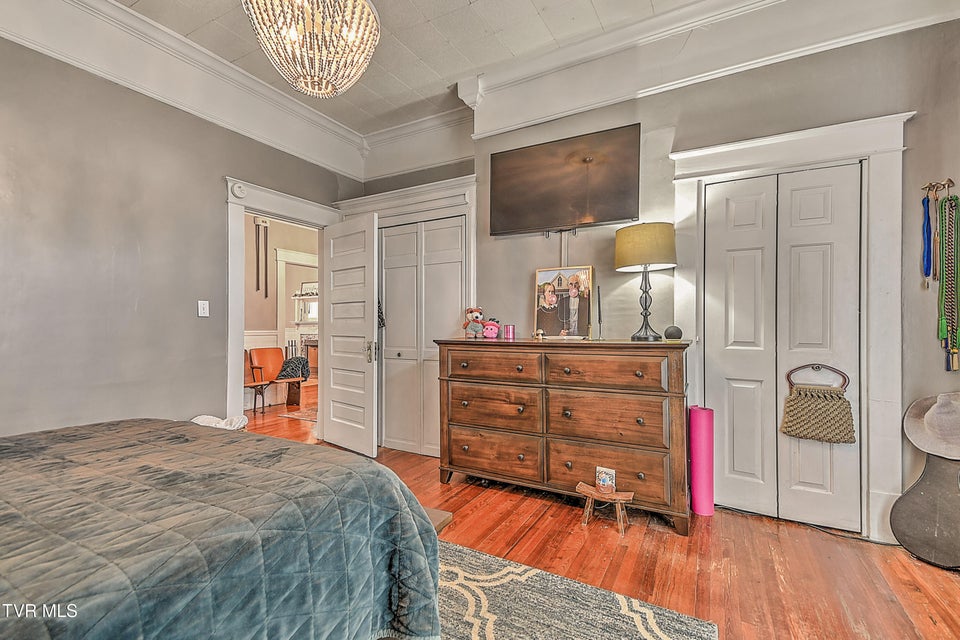 Photo #14: 630 Maple Street