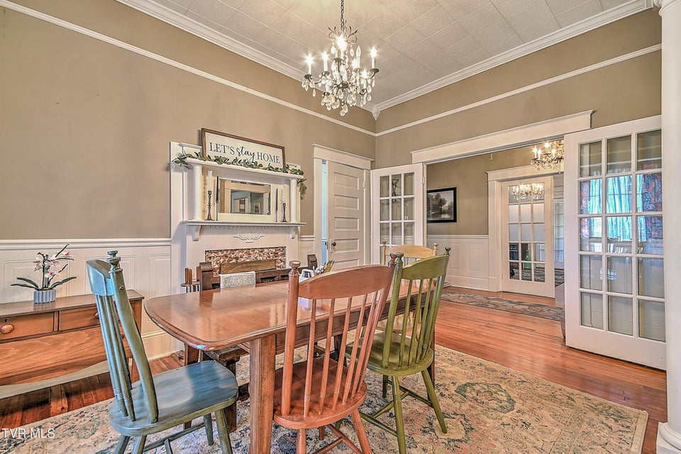 Photo #22: 630 Maple Street