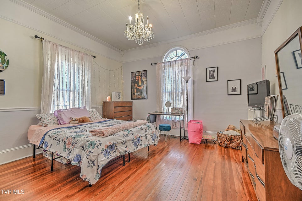 Photo #23: 630 Maple Street