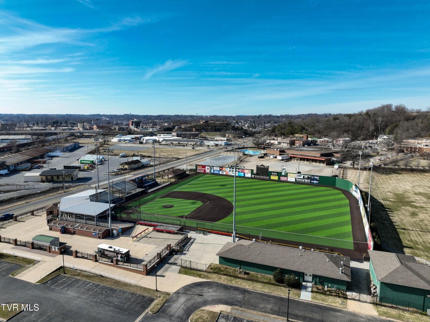 Photo #44: 630 Maple Street