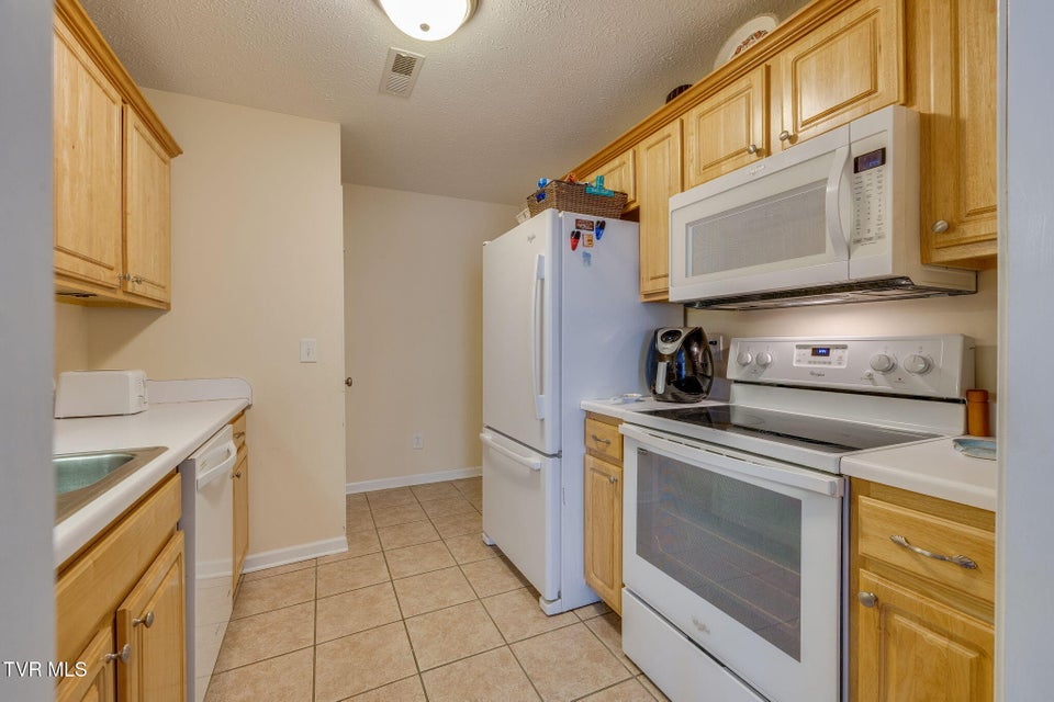 Photo #11: 516 Plymouth Road