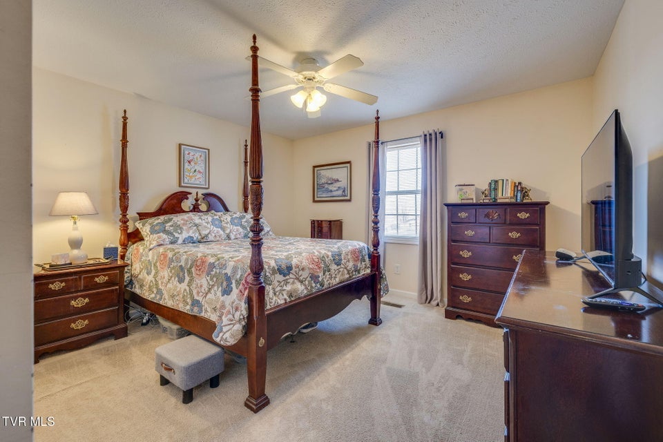 Photo #16: 516 Plymouth Road