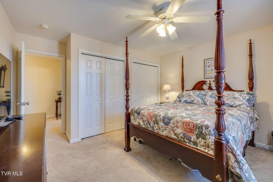 Photo #17: 516 Plymouth Road