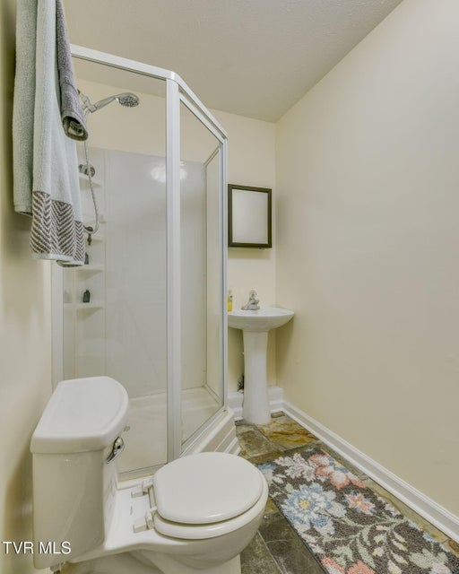 Photo #27: 516 Plymouth Road