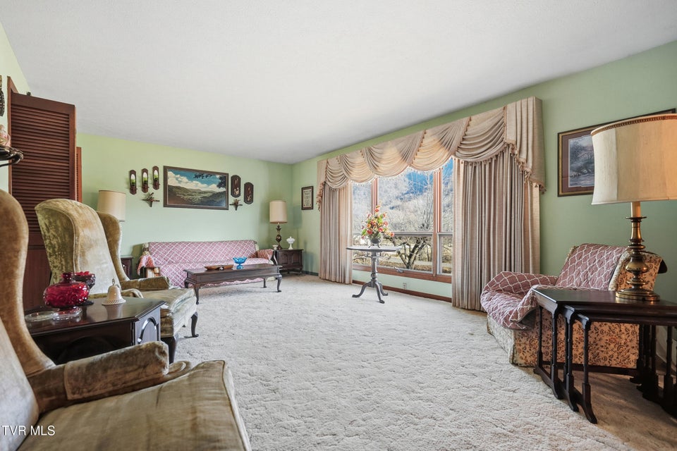 Photo #9: 5831 Powell Valley Road