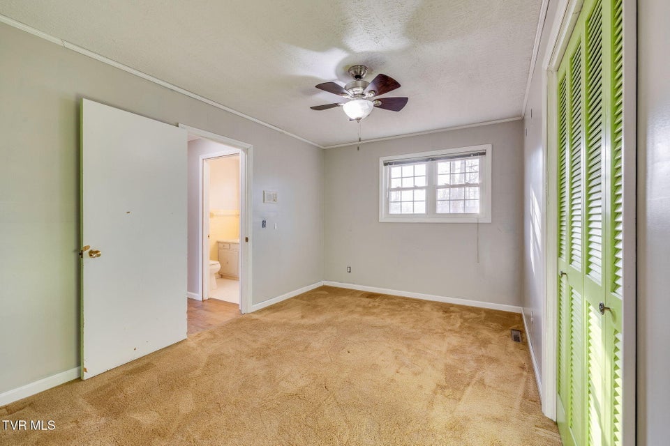 Photo #35: 124 Echo Ridge Road