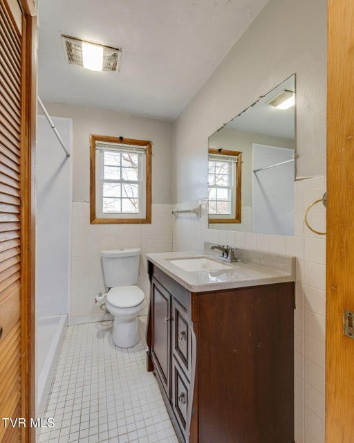 Photo #38: 124 Echo Ridge Road