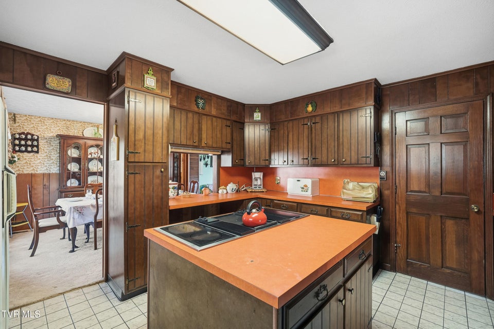 Photo #16: 5831 Powell Valley Road