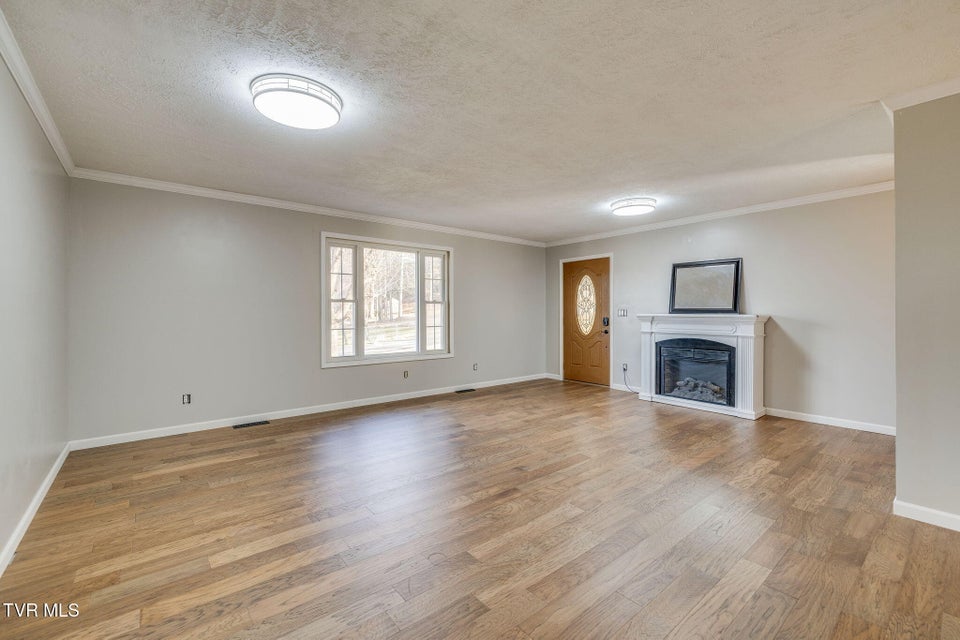 Photo #5: 124 Echo Ridge Road