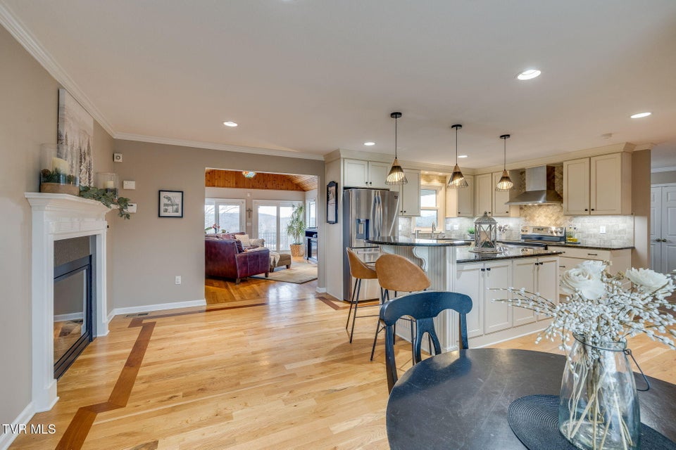 Photo #13: 512 Hideaway Farm Road