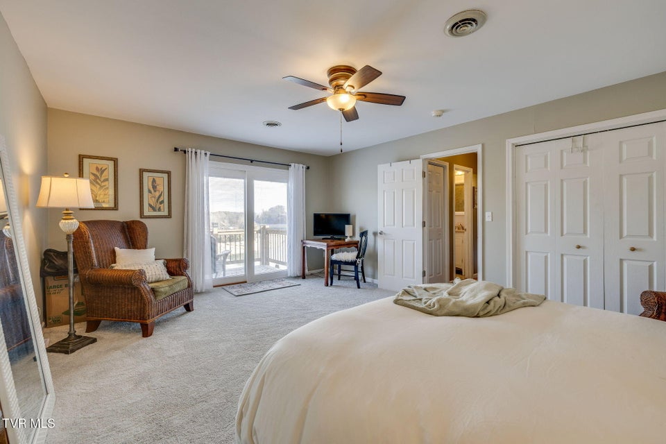 Photo #29: 512 Hideaway Farm Road