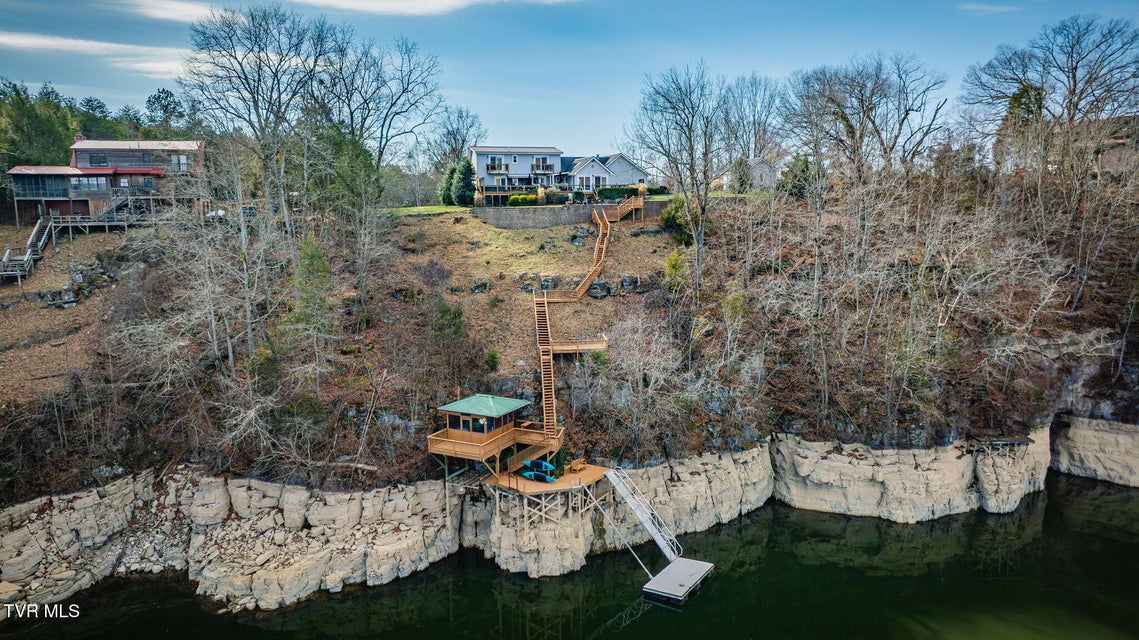 Photo #51: 512 Hideaway Farm Road