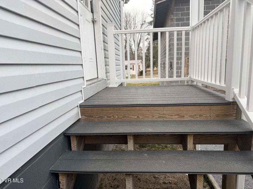 Photo #4: 404 Hurricane Road