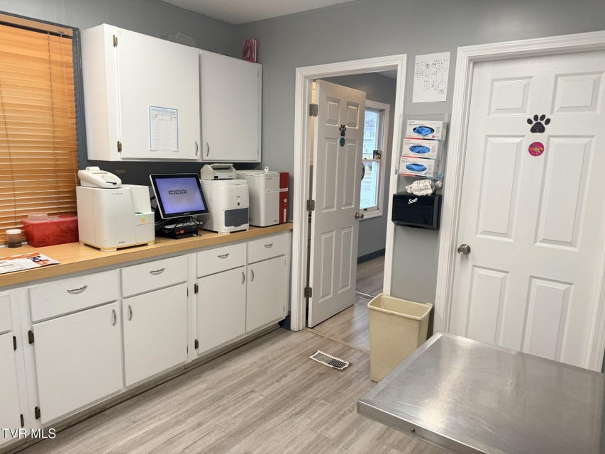 Photo #18: 404 Hurricane Road