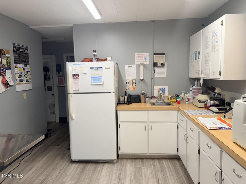 Photo #20: 404 Hurricane Road