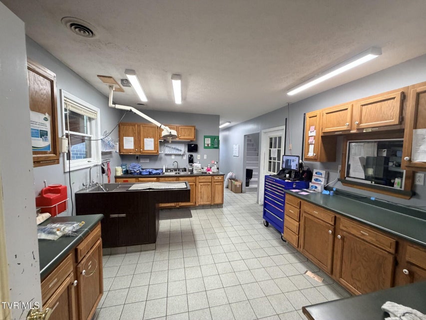 Photo #24: 404 Hurricane Road