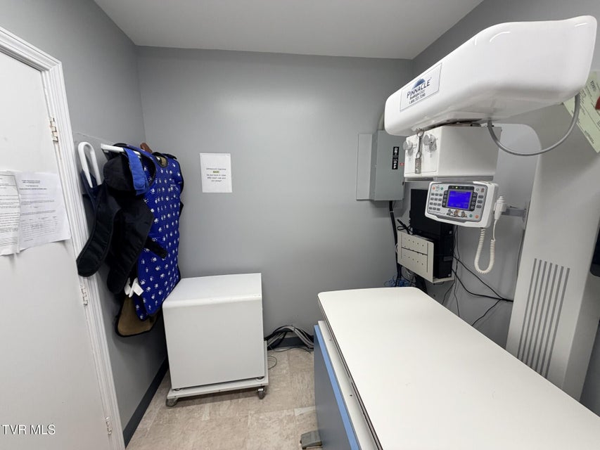 Photo #23: 404 Hurricane Road