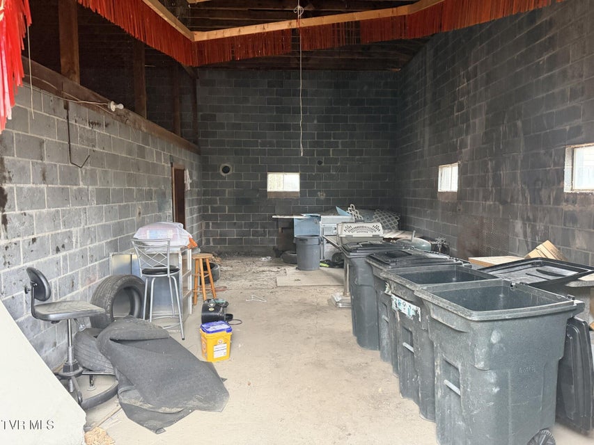 Photo #38: 404 Hurricane Road