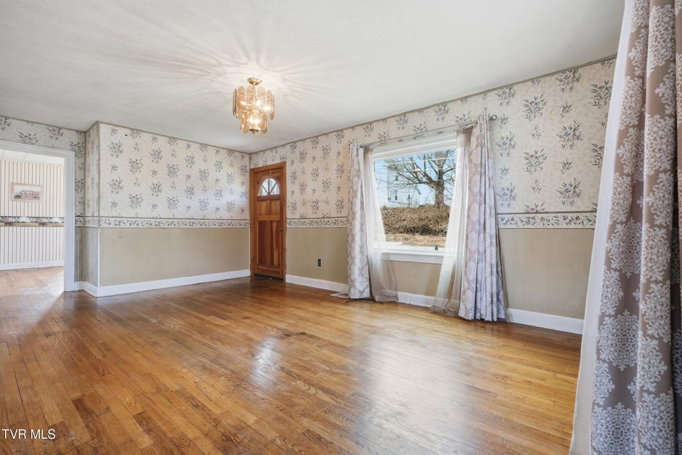 Photo #9: 1501 Kentucky Avenue