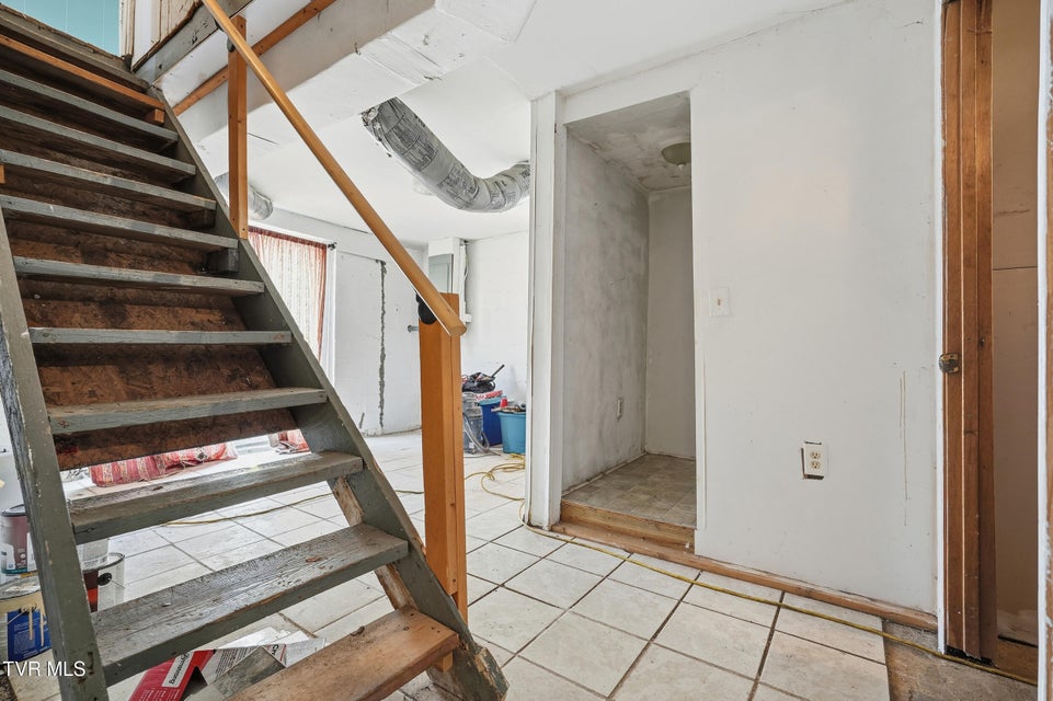 Photo #23: 1501 Kentucky Avenue