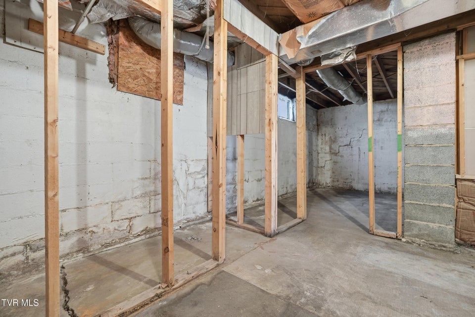 Photo #30: 1501 Kentucky Avenue