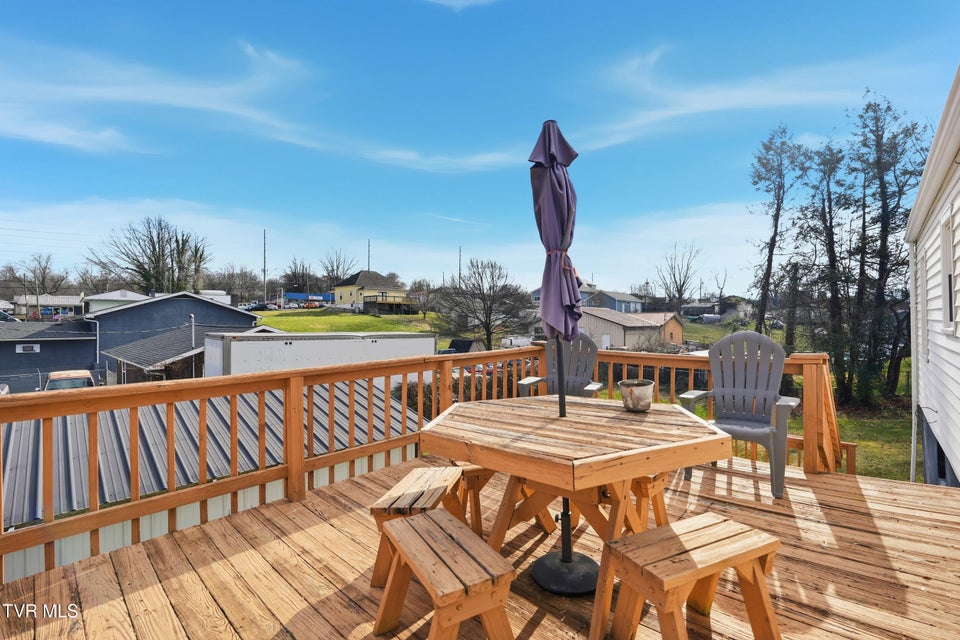 Photo #31: 1501 Kentucky Avenue