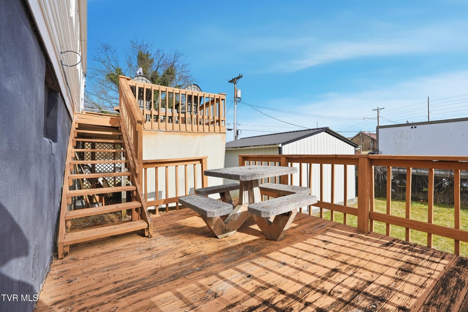 Photo #33: 1501 Kentucky Avenue