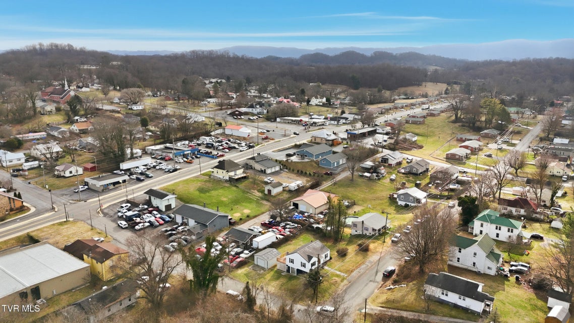 Photo #37: 1501 Kentucky Avenue