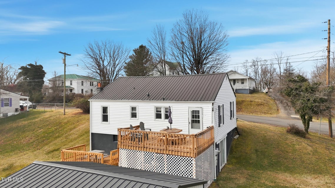 Photo #5: 1501 Kentucky Avenue