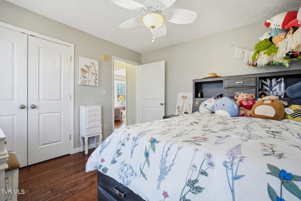 Photo #22: 104 Wise Lane