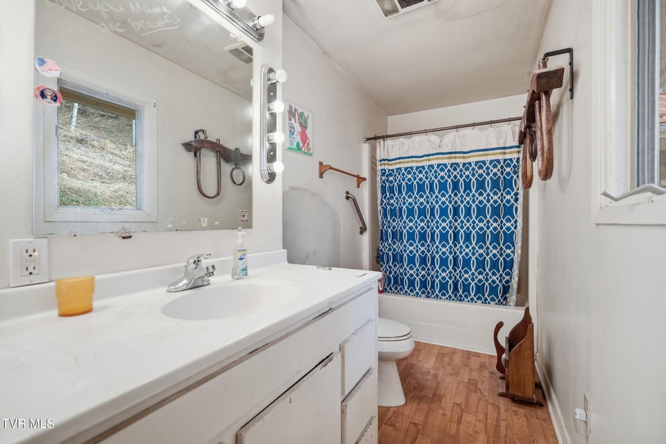 Photo #23: 11132 Toole Creek Road