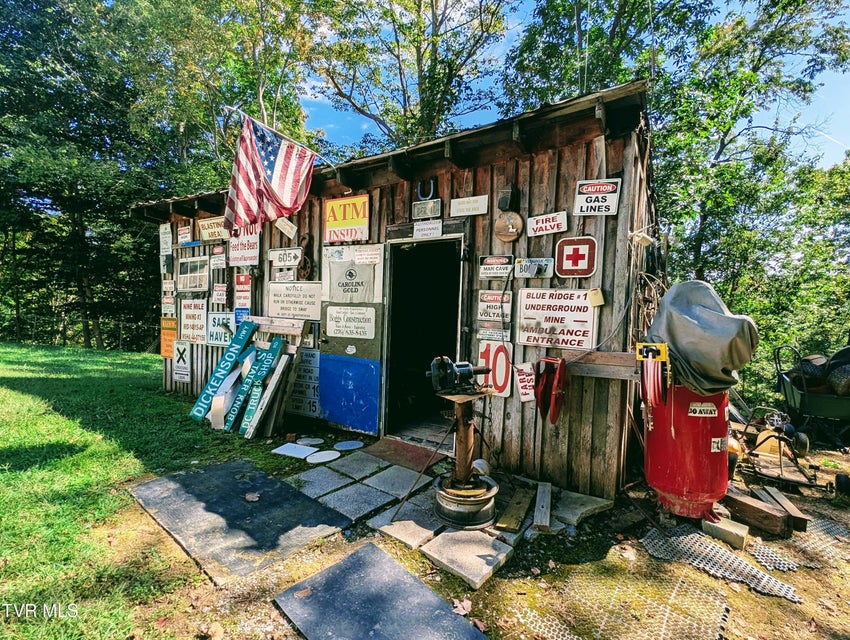 Photo #11: 188 Boggs Hill