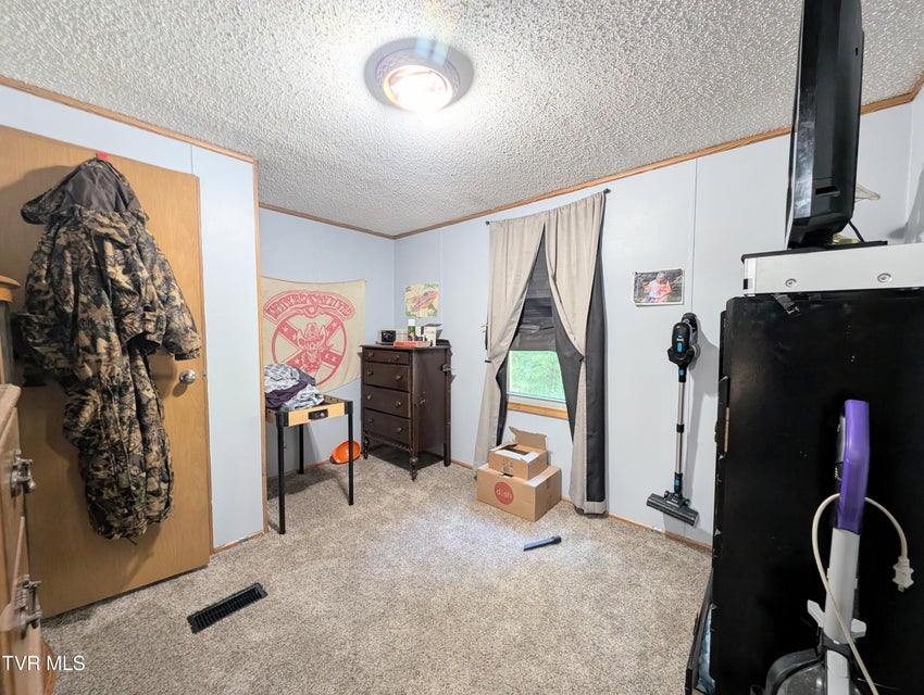 Photo #25: 188 Boggs Hill