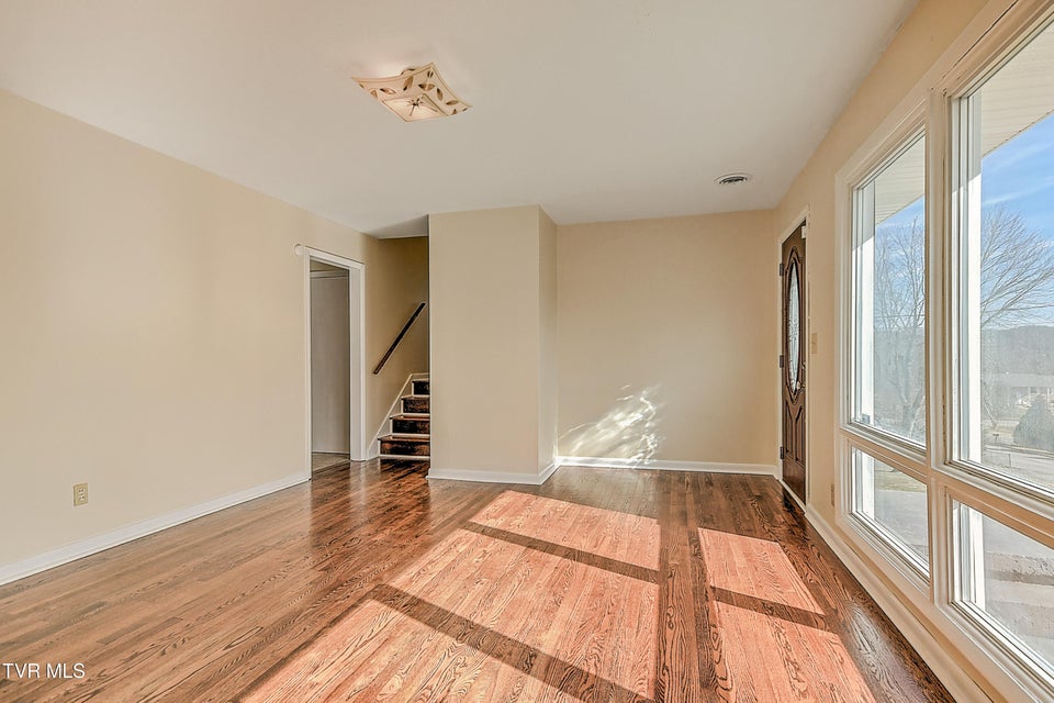 Photo #13: 481 Knobview Road