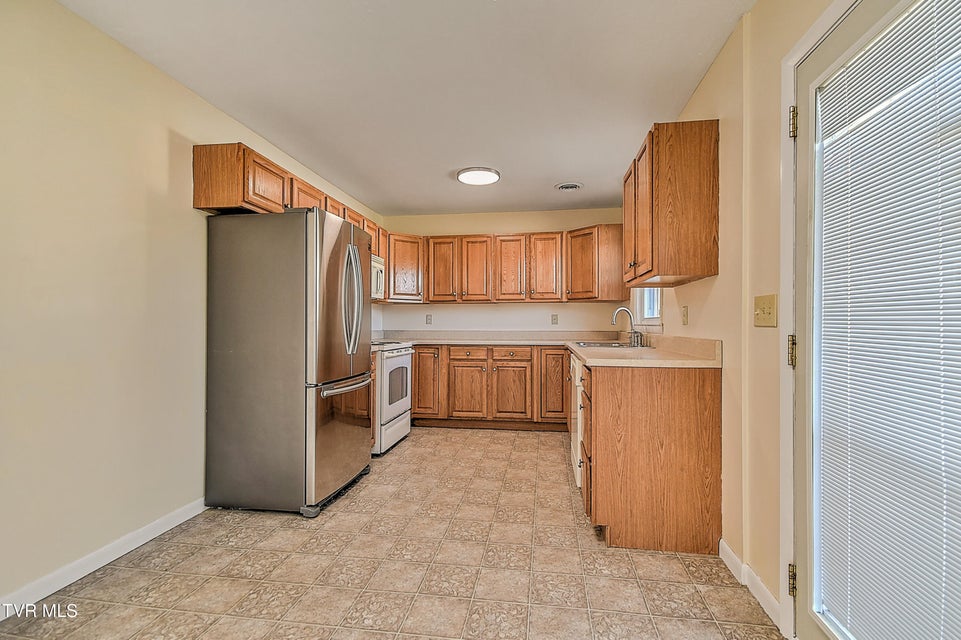 Photo #15: 481 Knobview Road