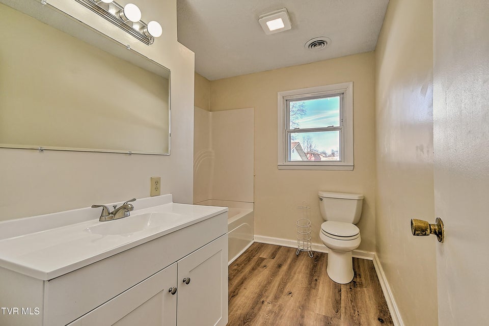 Photo #22: 481 Knobview Road