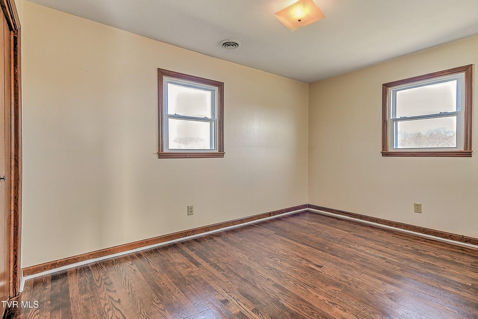 Photo #23: 481 Knobview Road