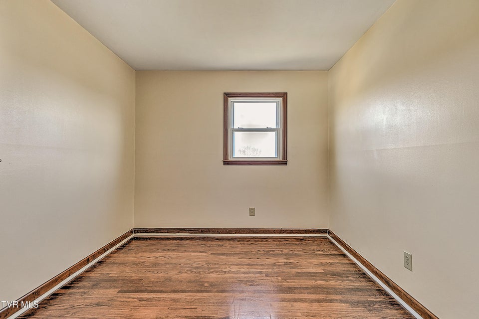 Photo #24: 481 Knobview Road