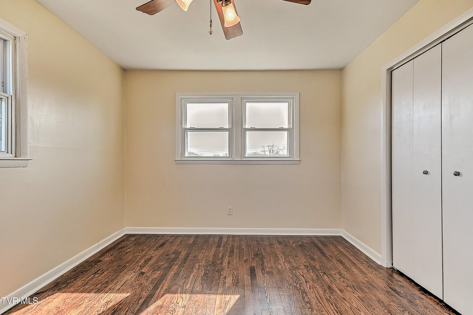 Photo #29: 481 Knobview Road