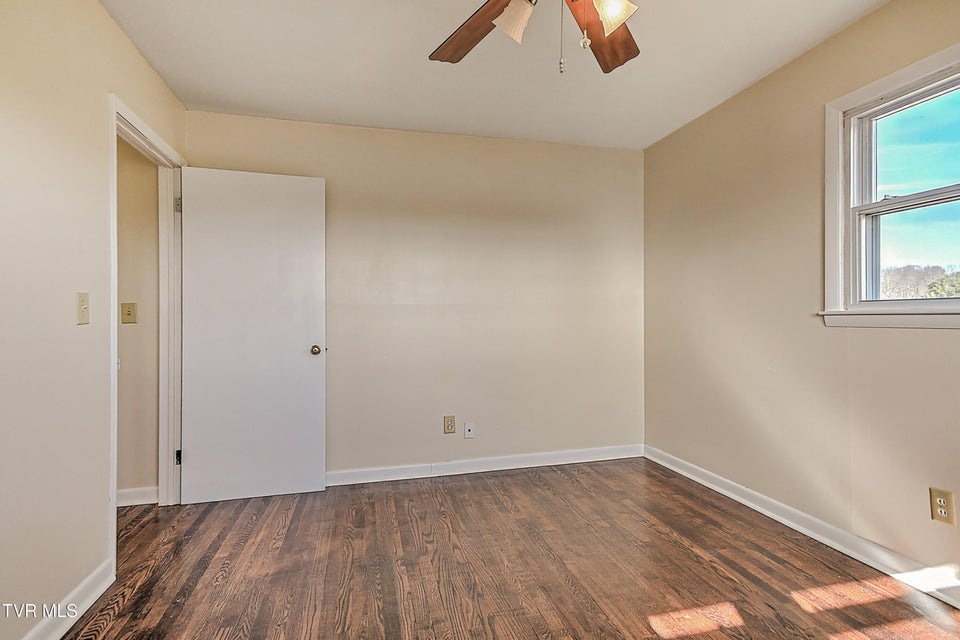 Photo #30: 481 Knobview Road