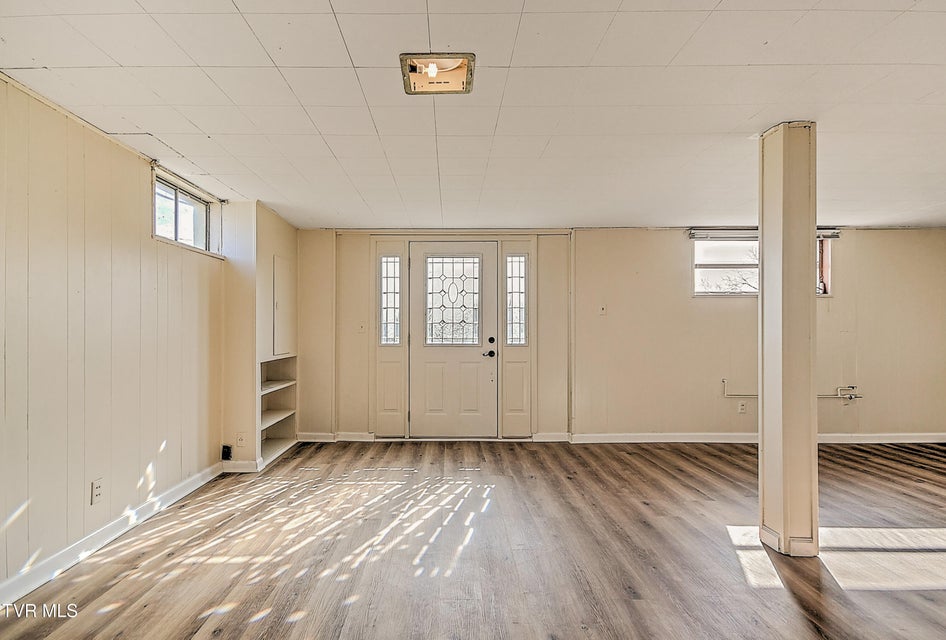 Photo #33: 481 Knobview Road