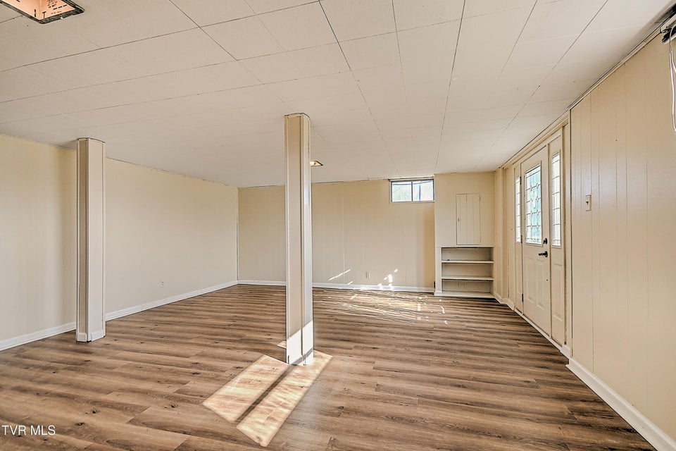 Photo #31: 481 Knobview Road