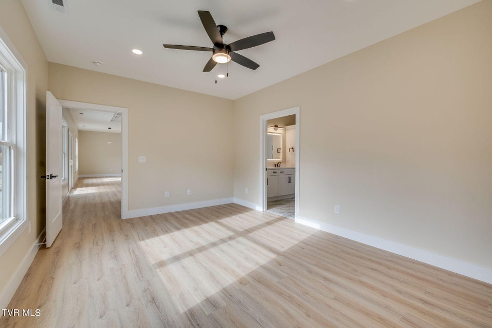 Photo #19: 488 Middays Rest