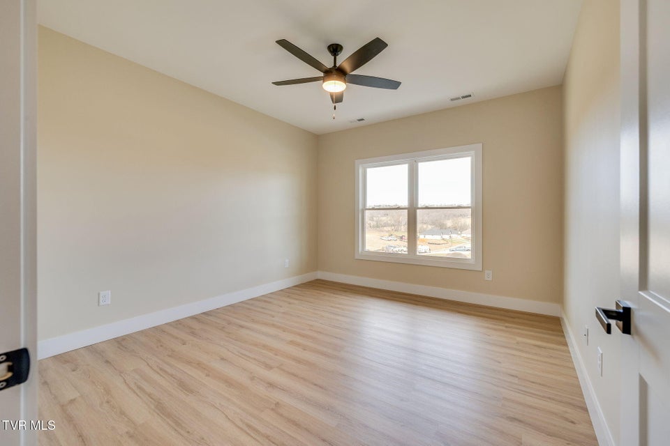 Photo #28: 488 Middays Rest